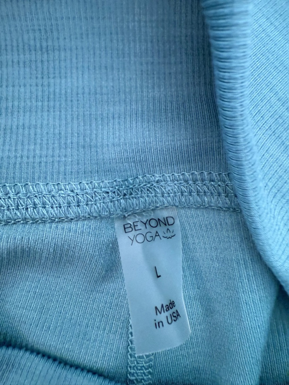 Beyond Yoga Teal Set with Cropped Tank Top - XL and Leggings - L - Picture 11 of 12